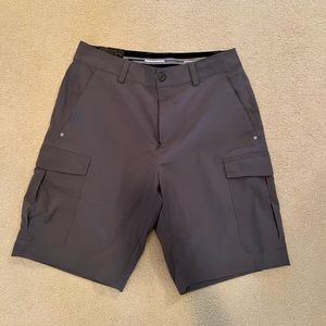 Under armor golf shorts SZ 30